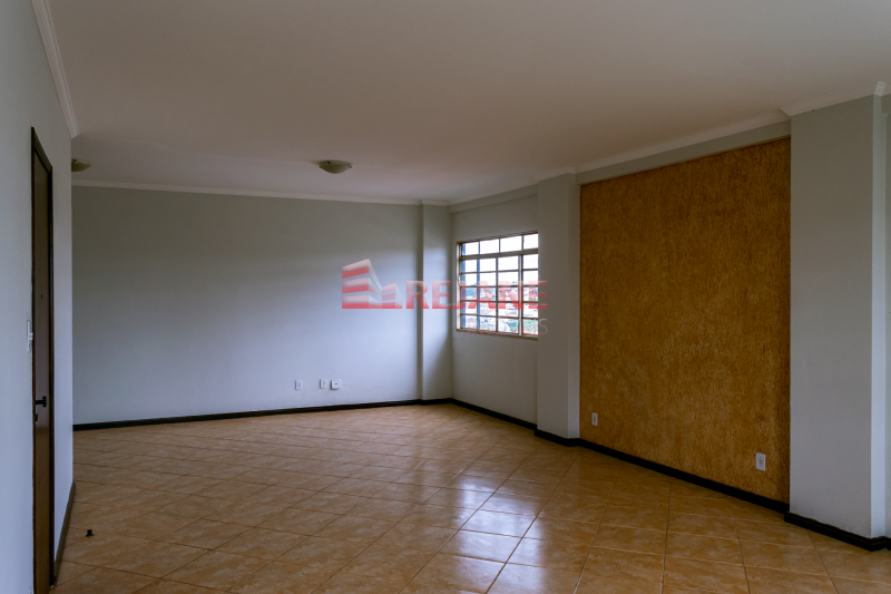 Apartamento, 4 quartos, 195 m² - Foto 2