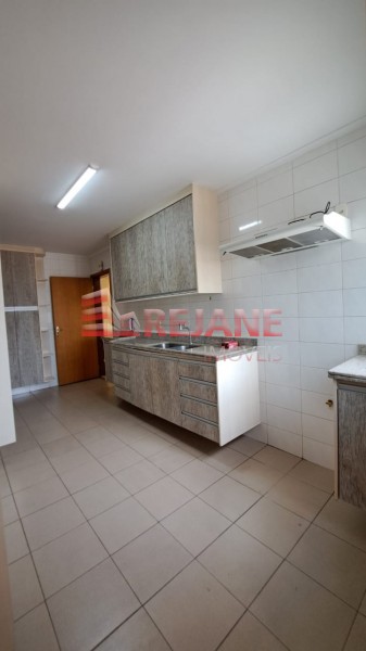 Apartamento à venda com 4 quartos, 162m² - Foto 22