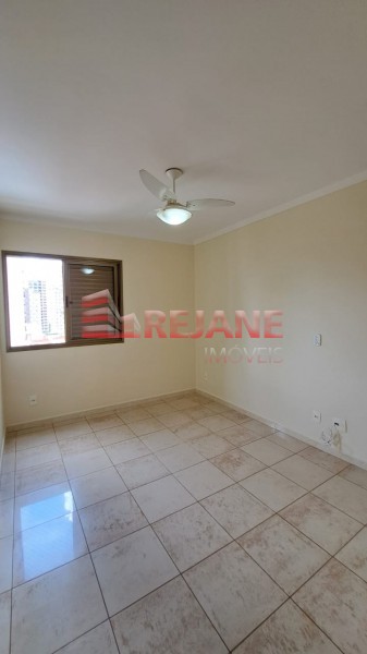 Apartamento à venda com 4 quartos, 162m² - Foto 15