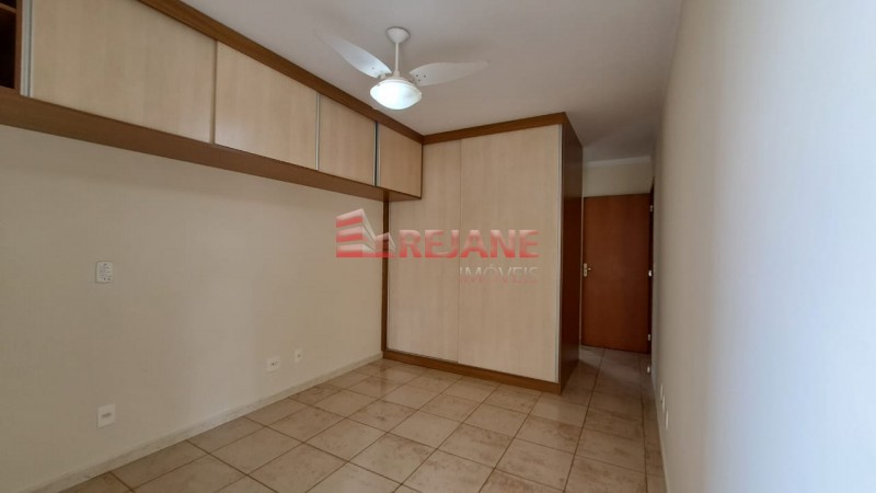 Apartamento à venda com 4 quartos, 162m² - Foto 11