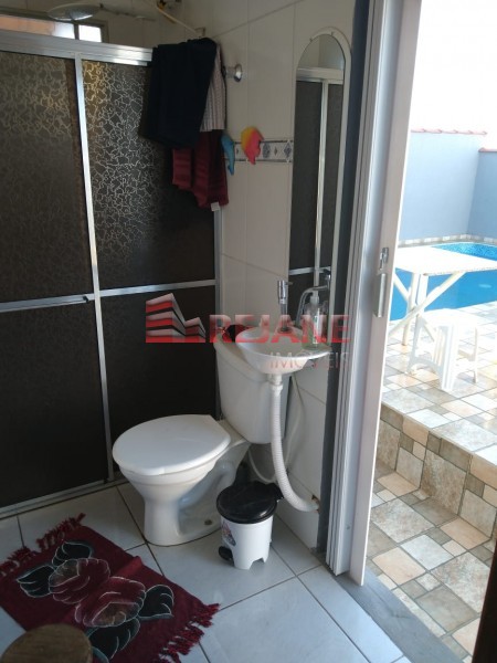 Casa à venda com 2 quartos, 130m² - Foto 16