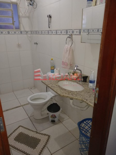 Casa à venda com 2 quartos, 130m² - Foto 6